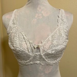 White Lacy lightweight bra 38c